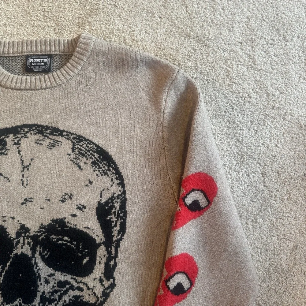 RGSTR Men's Beige Knit Crewneck Pullover Sweater Skull Graphic Print M